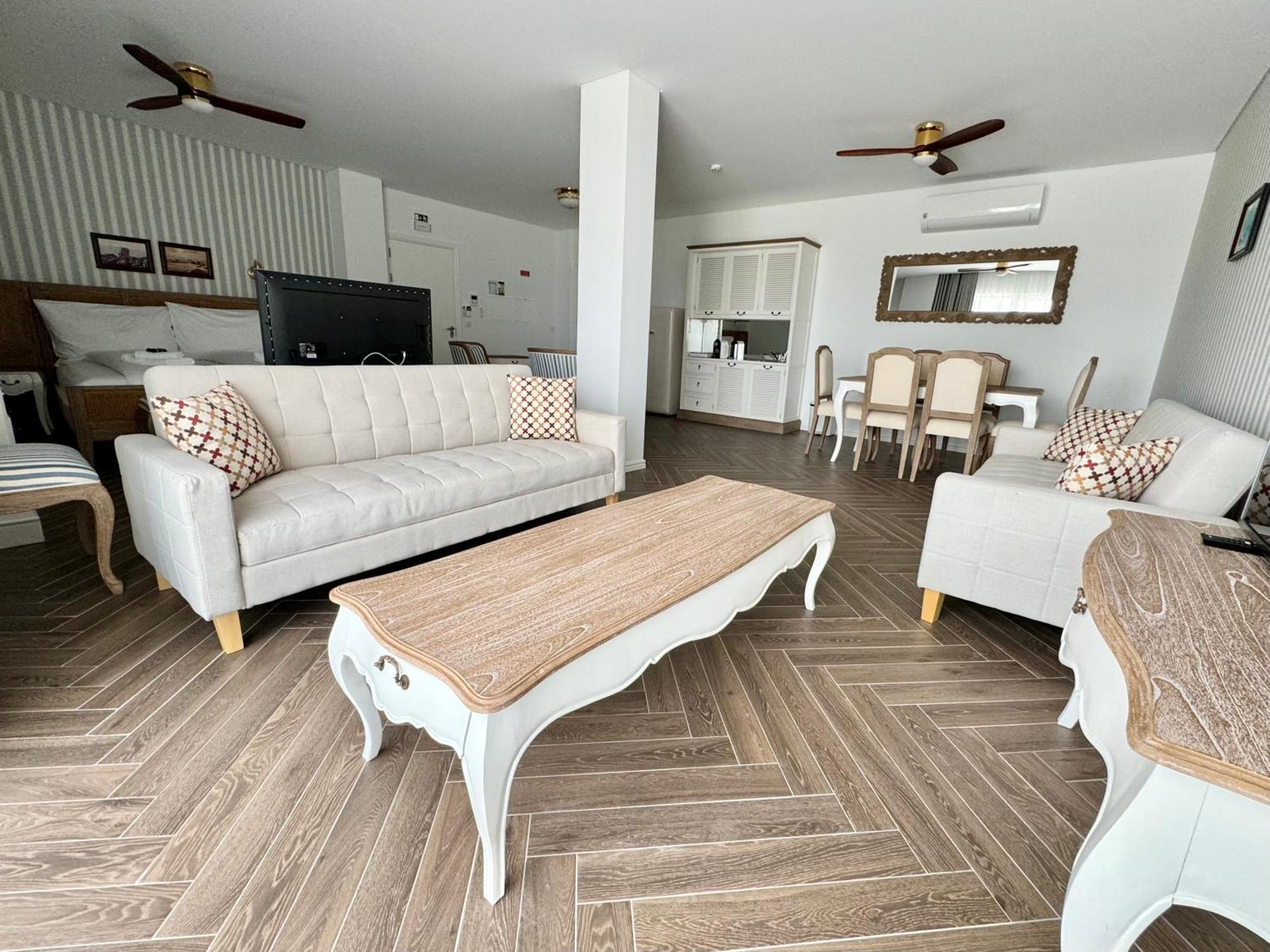 Ocean View Apartments Lourinhã Pokoj fotografie